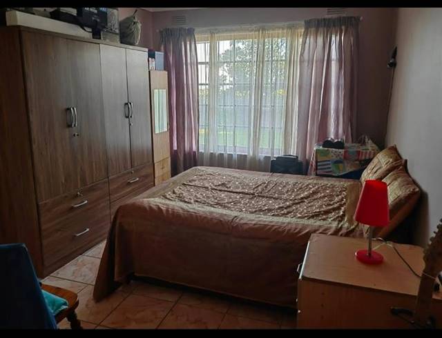 2 BEDROOM PROPERTY TO RENT IN BLUFF